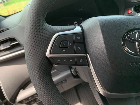 New 2026 Toyota Sienna Platinum AWD/4WD image 28