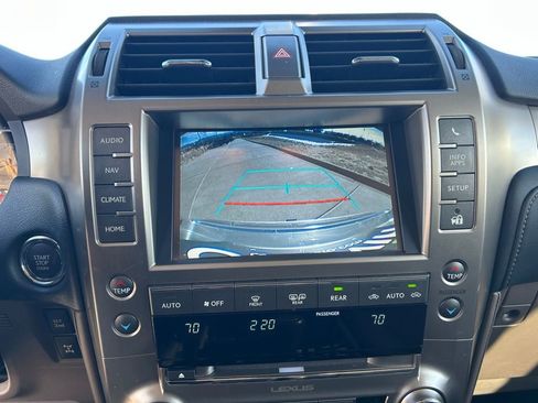 Used 2021 Lexus GX 460 Premium w/ Premium Package image 22