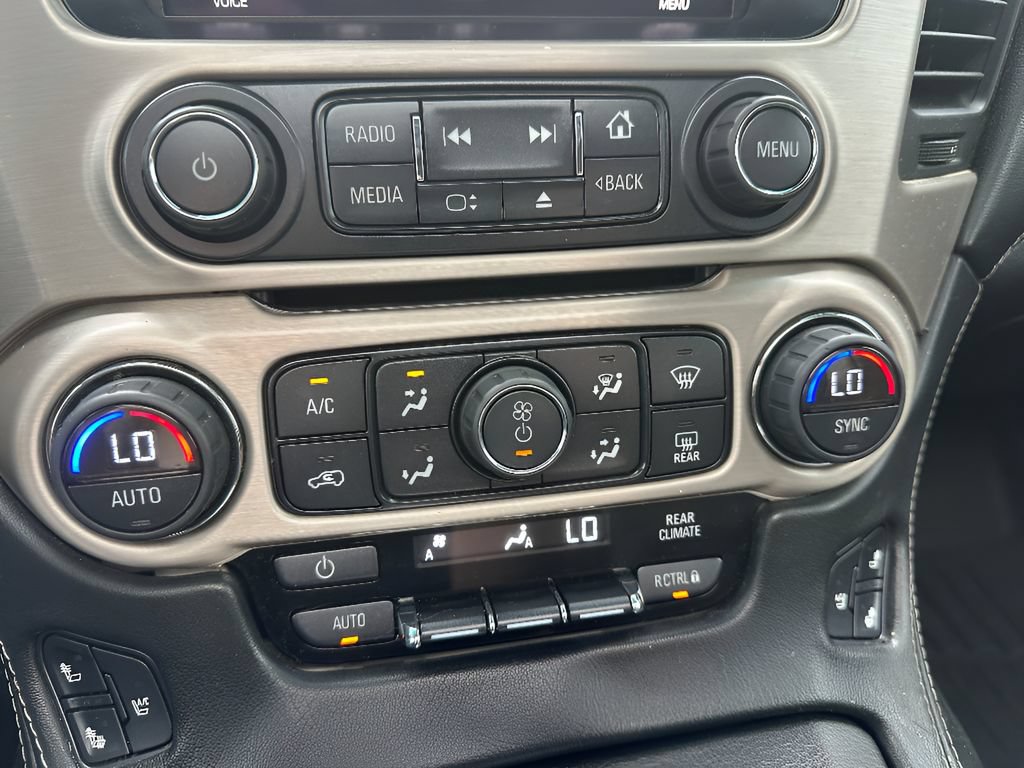 Used 2015 GMC Yukon Denali w/ Touring Package AWD/4WD image 23