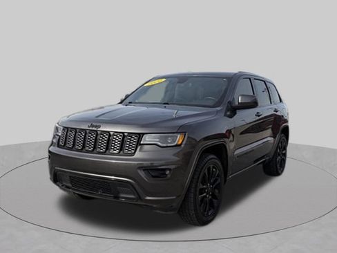 Used 2020 Jeep Grand Cherokee Altitude AWD/4WD image 1