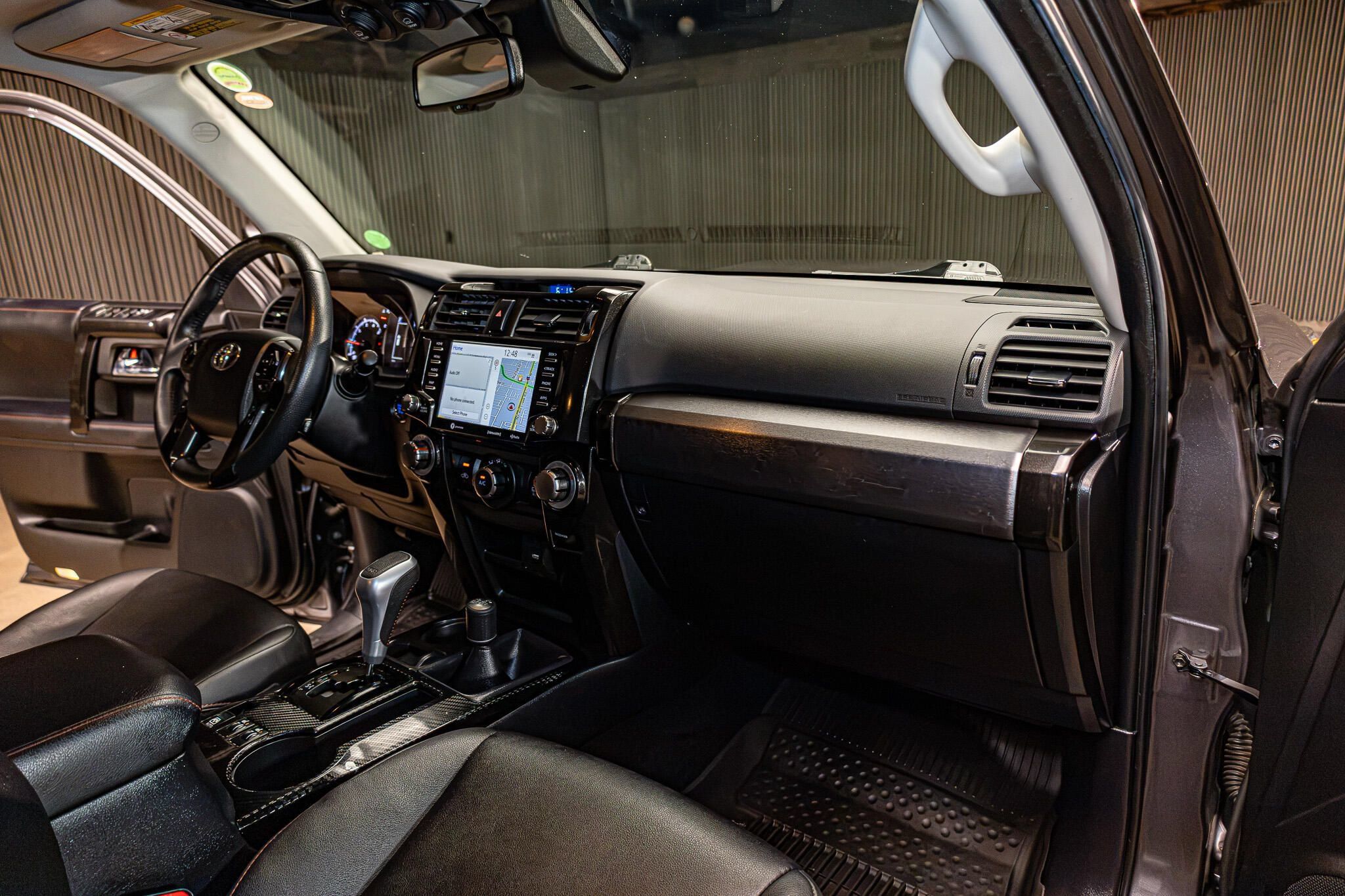 Used 2022 Toyota 4Runner TRD Off-Road Premium AWD/4WD image 15