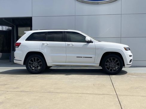 Used 2018 Jeep Grand Cherokee High Altitude image 3