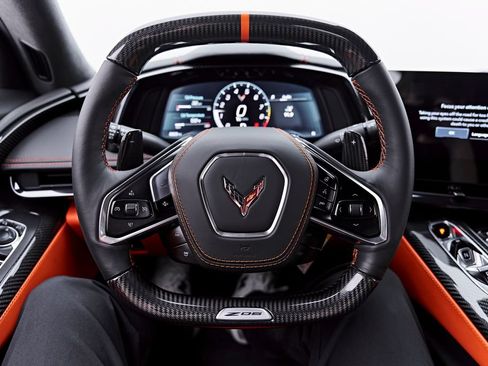 Used 2025 Chevrolet Corvette Z06 RWD image 62