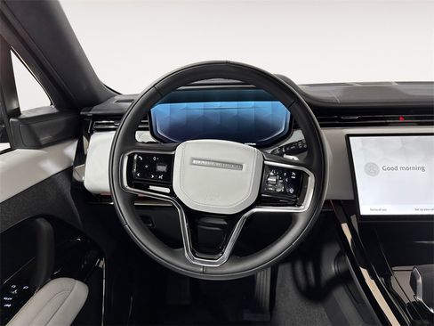 New 2026 Land Rover Range Rover Sport SE image 12