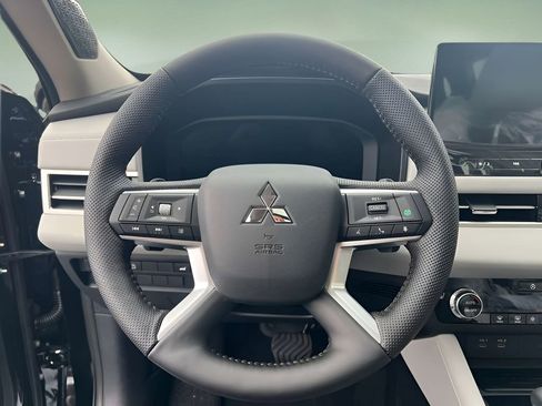 New 2026 Mitsubishi Outlander SE AWD/4WD image 21