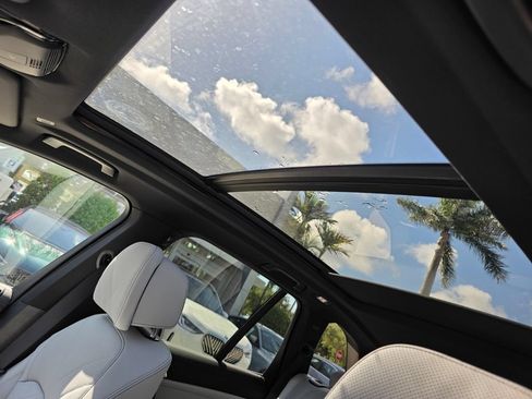 New 2026 BMW X5 xDrive50e AWD/4WD image 10