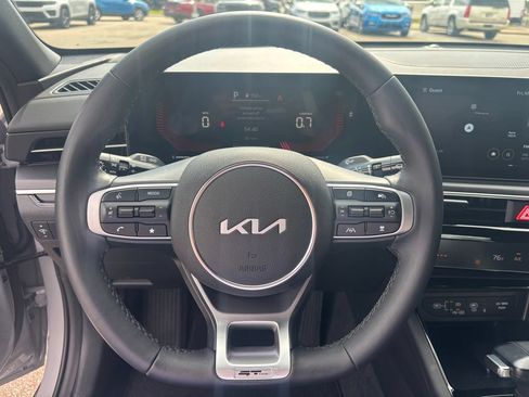 Used 2025 Kia K5 GT-Line AWD/4WD image 9