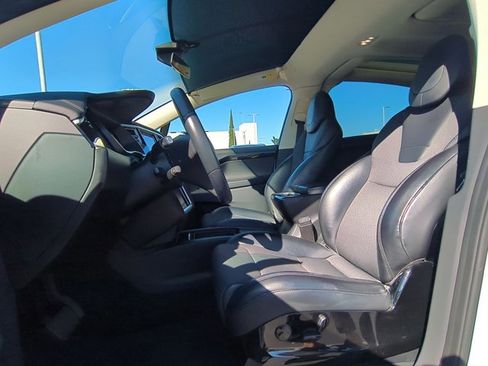 Used 2016 Tesla Model X 75D image 17