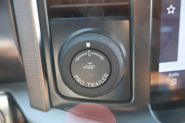 Used 2022 Ford F150 Platinum w/ Equipment Group 701A High AWD/4WD image 36