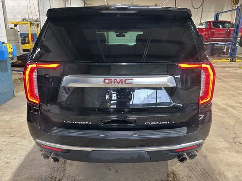 Used 2022 GMC Yukon Denali image 4