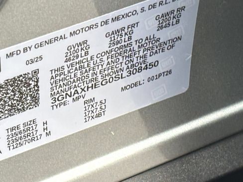 Used 2025 Chevrolet Equinox LT FWD image 30