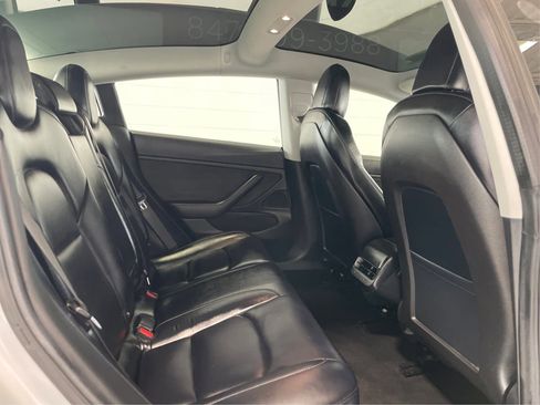 Used 2018 Tesla Model 3 Long Range image 15
