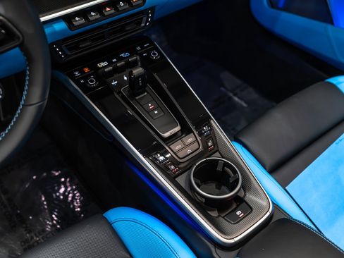 Used 2022 Porsche 911 Turbo S image 25