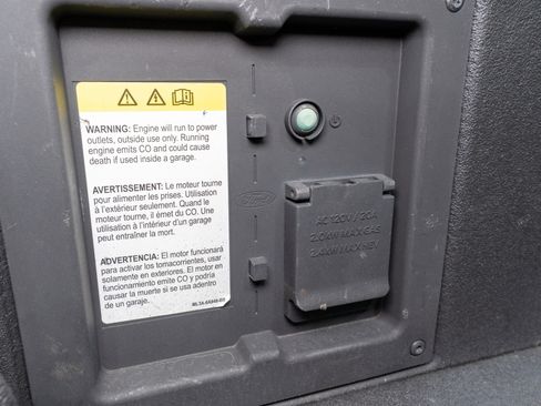 Used 2021 Ford F150 Lariat w/ Equipment Group 502A High image 12