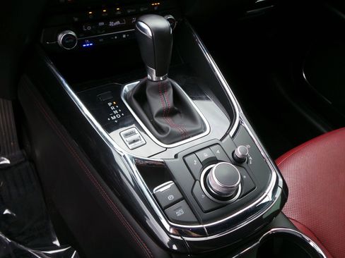 Certified 2022 MAZDA CX-9 Carbon Edition AWD/4WD image 16