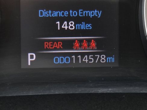 Used 2019 Toyota RAV4 LE FWD image 25