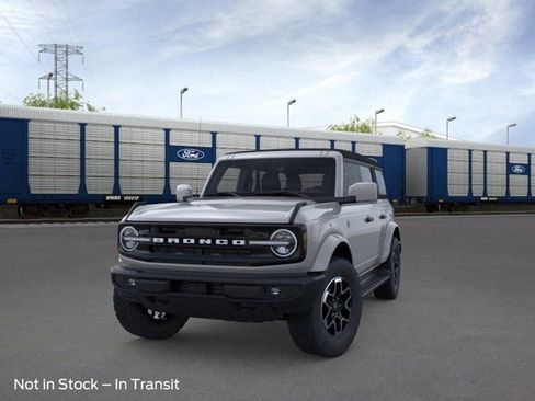 New 2026 Ford Bronco Outer Banks AWD/4WD image 2