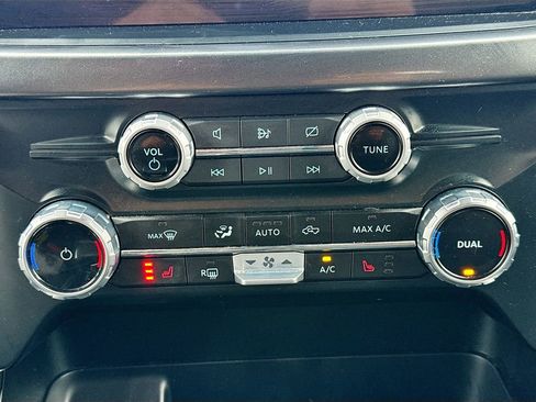 Used 2023 Ford F150 XLT w/ Equipment Group 302A High image 16