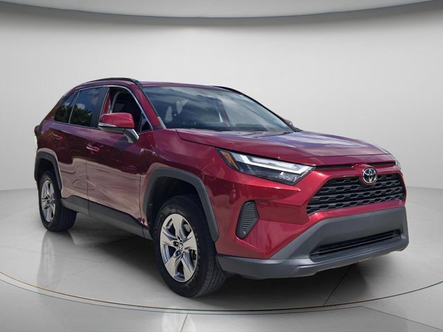 Used 2023 Toyota RAV4 XLE w/ Convenience Package FWD image 9