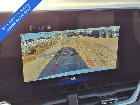 Used 2025 Chevrolet Equinox LT image 23