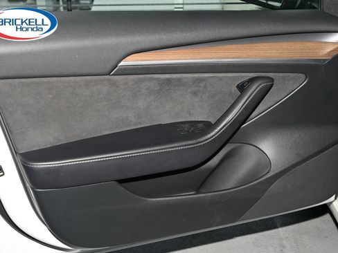 Used 2023 Tesla Model 3 Standard Range RWD image 14
