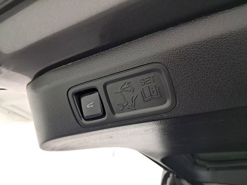 Used 2018 Ford Expedition Platinum image 43