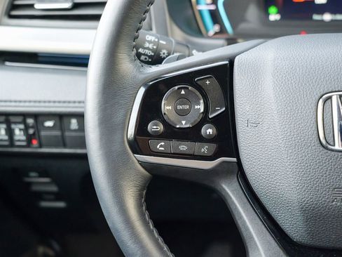 Used 2023 Honda Odyssey Touring image 44