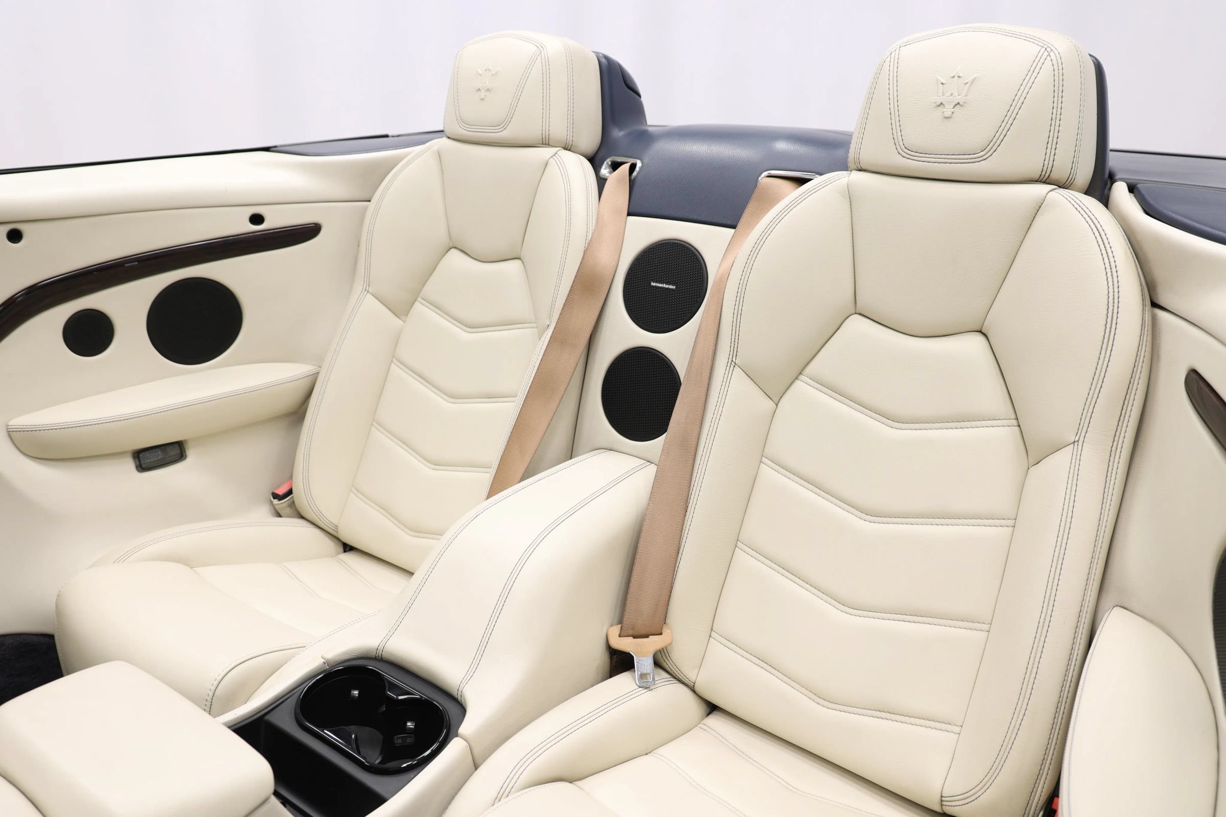 Used 2018 Maserati GranTurismo Sport RWD image 3