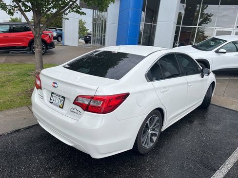 Used 2016 Subaru Legacy 2.5i Limited AWD/4WD image 4