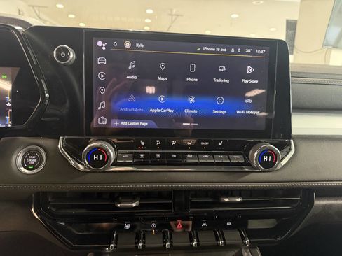 Used 2023 Chevrolet Colorado LT w/ LT Convenience Package II image 12