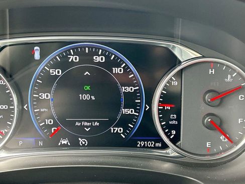 Used 2022 Chevrolet Traverse Premier image 37