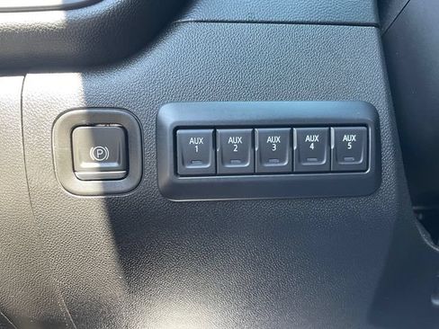 Used 2020 Chevrolet Silverado 2500 W/T w/ WT Fleet Convenience Package AWD/4WD image 23