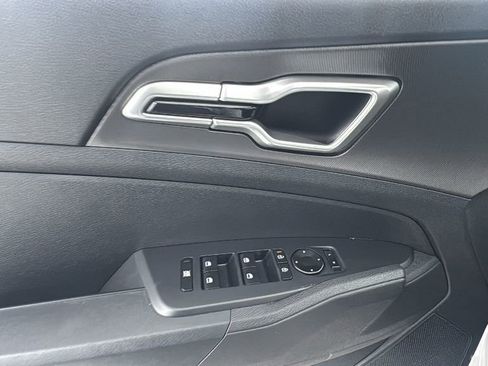 New 2026 Kia Sportage LX AWD/4WD image 19