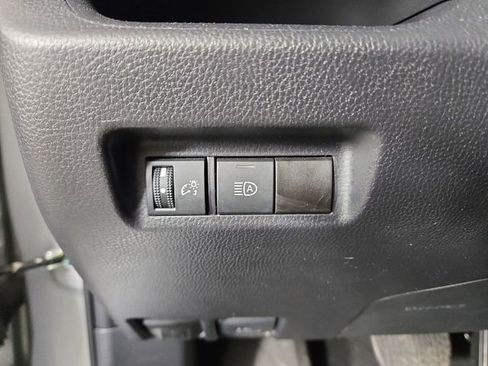 Used 2025 Toyota RAV4 XLE image 28