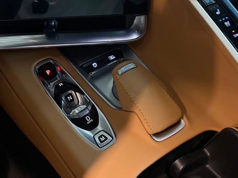 Used 2024 Chevrolet Corvette Stingray Preferred Conv w/ Battery Protection Package RWD image 23