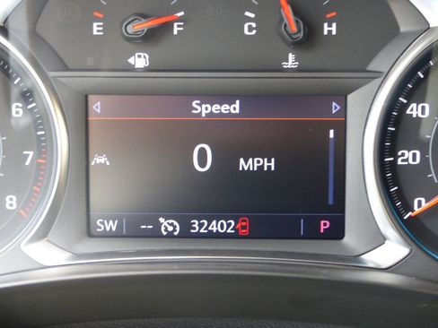 Used 2023 Chevrolet Traverse LT AWD/4WD image 29
