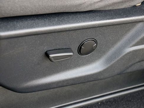 Used 2023 Ford F150 XLT image 18