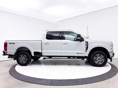 Used 2024 Ford F250 Lariat AWD/4WD image 32