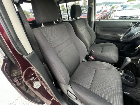 Used 2006 Scion xB FWD image 9