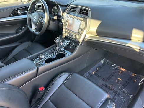 Used 2023 Nissan Maxima SV w/ Floor Mat Group image 8