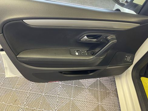 Used 2010 Volkswagen CC Sport image 24