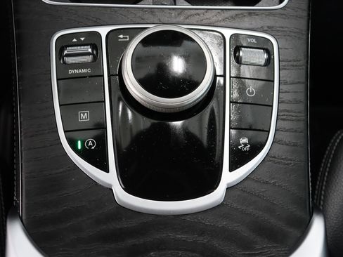 Used 2018 Mercedes-Benz GLC 300 image 21