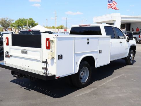 Used 2020 Chevrolet Silverado 3500 W/T w/ WT Convenience Package AWD/4WD image 9