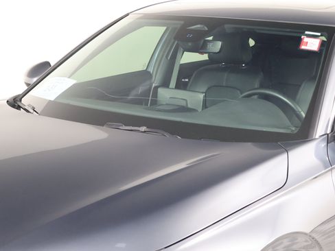 Certified 2024 Honda Civic Sport Touring image 12