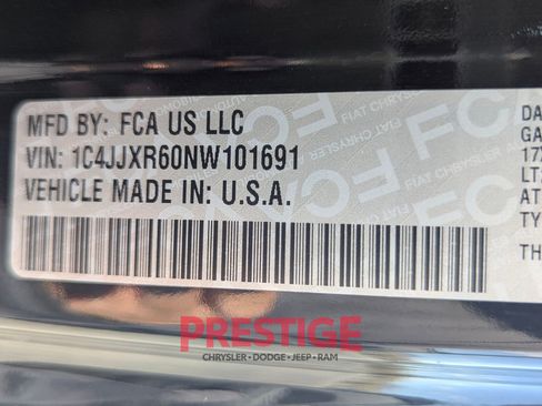 Used 2022 Jeep Wrangler Unlimited Rubicon 4xe w/ Safety Group AWD/4WD image 38