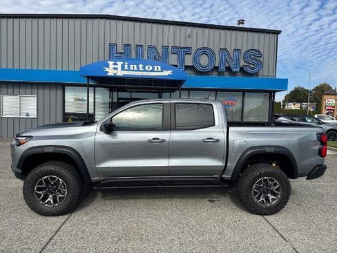 New 2026 Chevrolet Colorado ZR2 w/ Technology Package AWD/4WD image 3