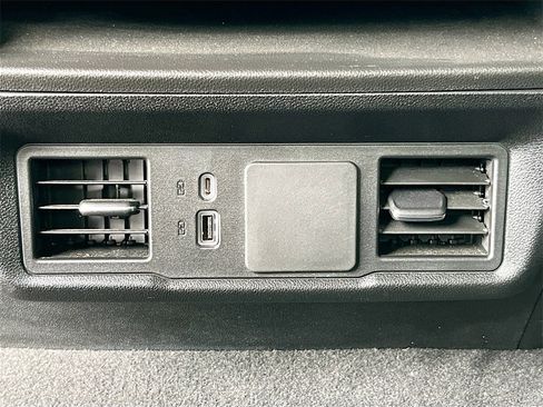 Used 2024 Chevrolet Silverado 1500 Custom Trail Boss w/ LPO, Dark Essentials Package image 23