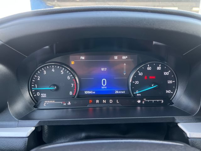 Used 2023 Ford Explorer XLT w/ Equipment Group 202A AWD/4WD image 18