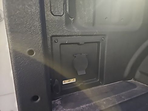 Used 2023 Ford F150 XLT w/ Equipment Group 302A High image 11