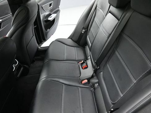 Used 2022 Mercedes-Benz C 300 Sedan image 15